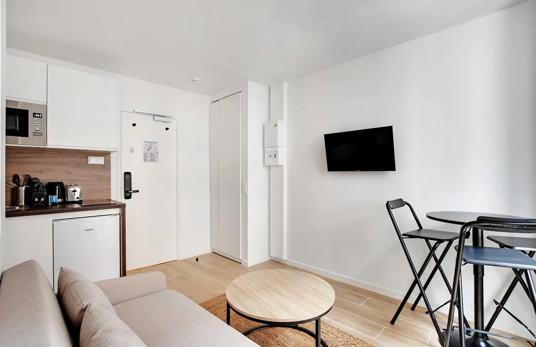 Newly renovated appartements Résidence République-1