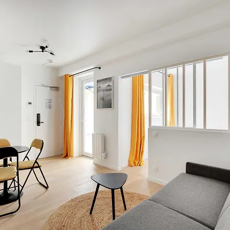 Newly renovated appartements Résidence République-3